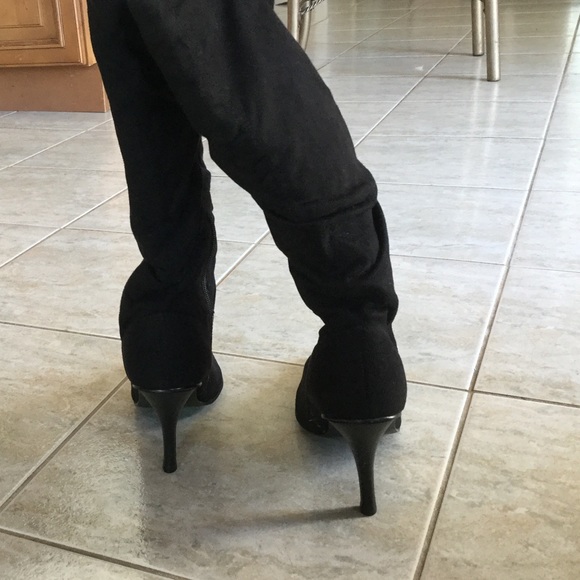 Sexy Black Suede Boots - Picture 6 of 16